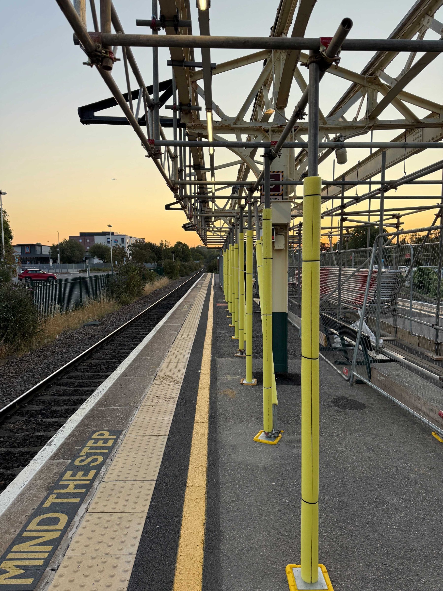 Scaffold and propping beneath a station canopy